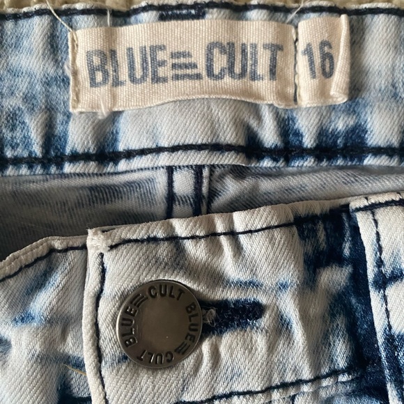 Blue Cut Denim Womens Jeans Size 16 Skinny Blue Light Wash Distressed - Picture 10 of 12